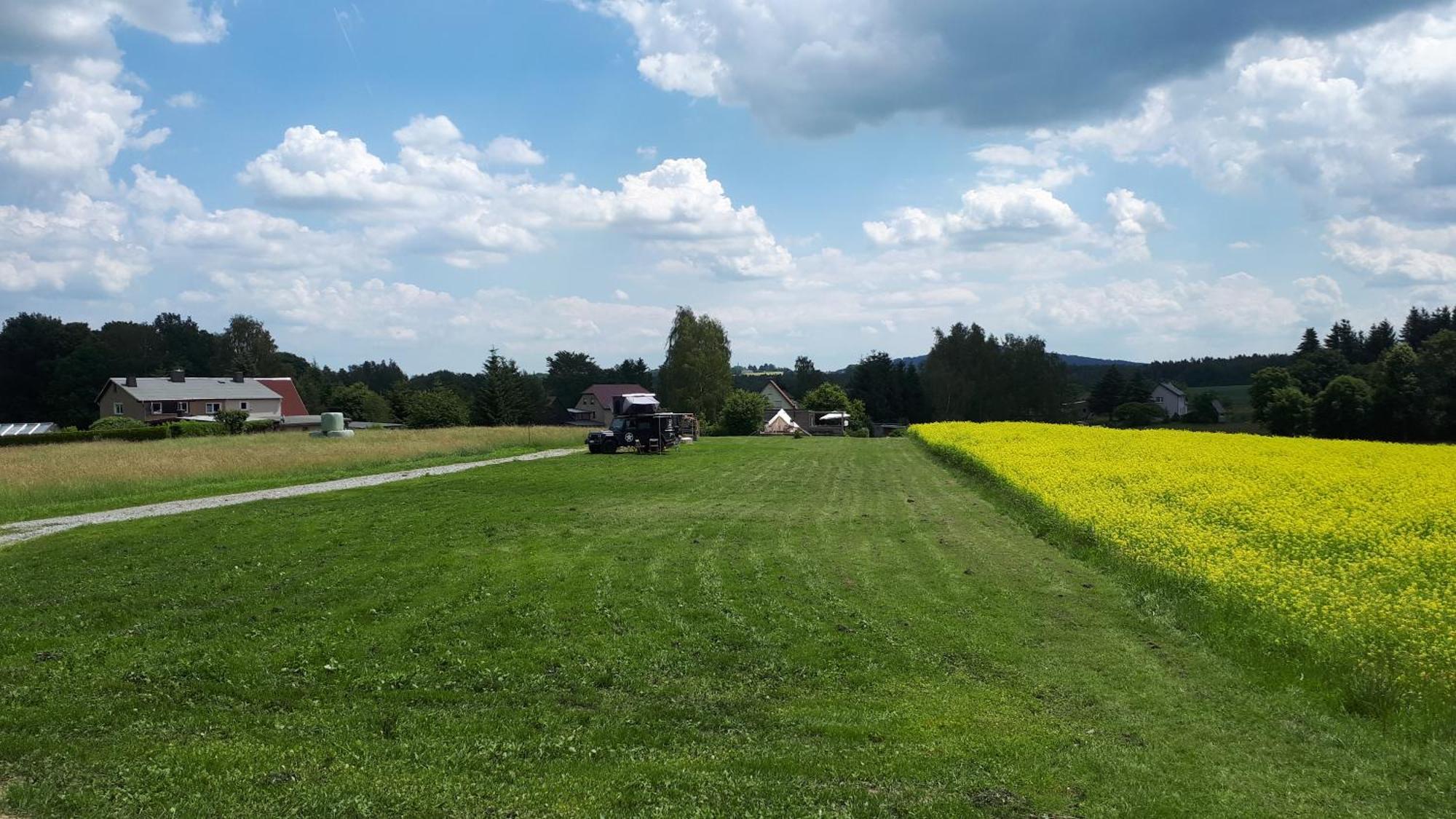 Autark Clamping Camp Hotel Dürrhennersdorf Kültér fotó